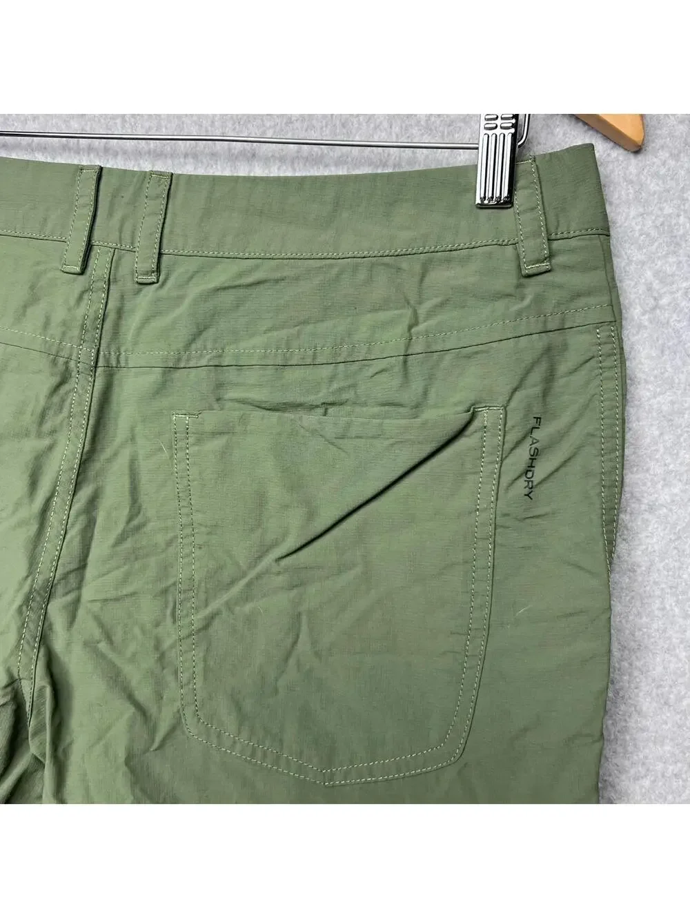 The North Face Men Shorts 34 Green Hiking Outdoor Casual Breathable Gorpcore